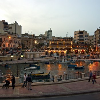 Spinola Bay